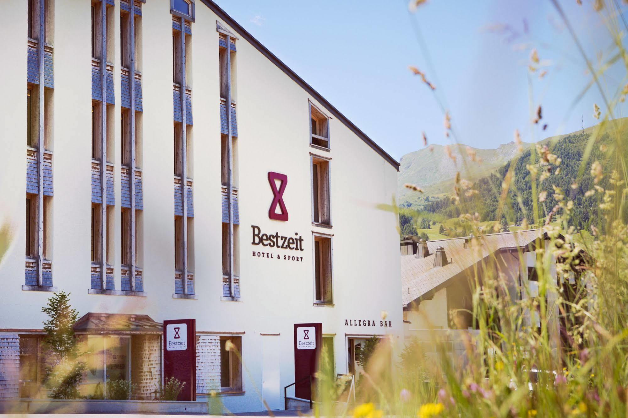 Bestzeit Lifestyle & Sport Hotel Parpan Eksteriør billede